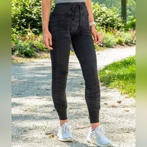AGOGIE Women's black +40 Resistance Pants legging WP158